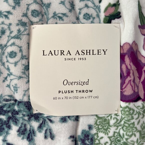 NEW Laura Ashley Cottage Floral Oversized Plush Throw - Picture 7 of 9
